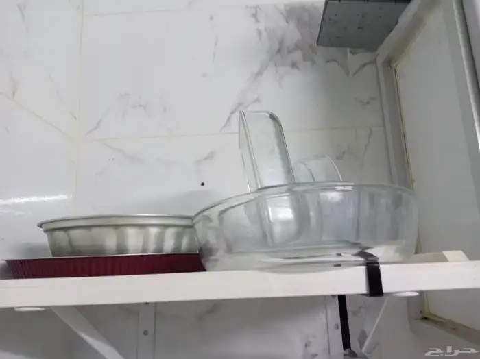 يا بلاش اغراض نيسان وبيت حامل خشب براويز طاوله حوامل للبيع 0