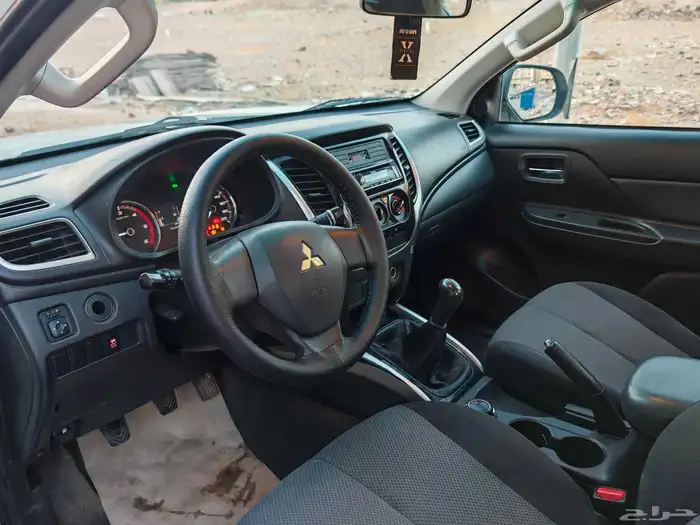 ميتسوبيشي L200 10