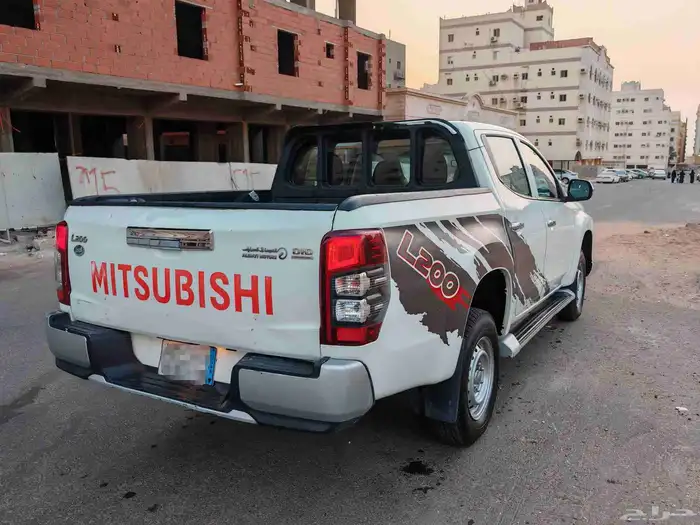 ميتسوبيشي L200 3