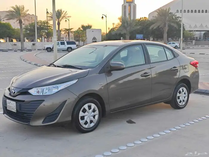 تويوتا يارس 2019 10