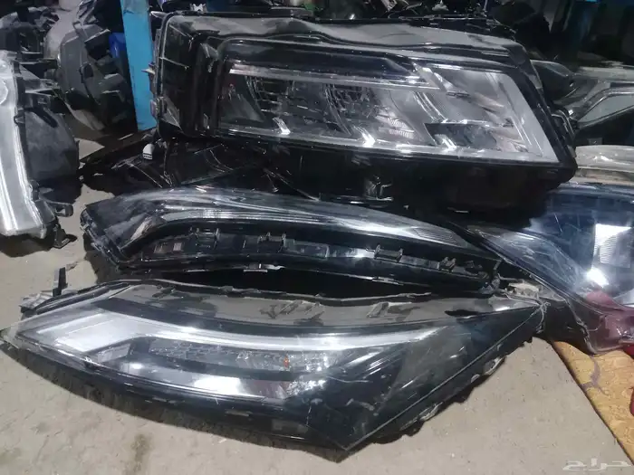 يتوفر لدينا شمعات مع لدات اكستريل 23 2425 أصلي وكاله مستخدم 3