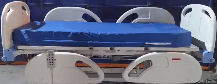 سرير طبي كهربائي 0