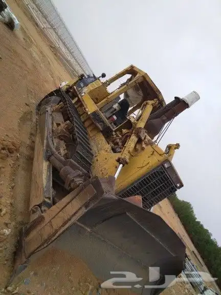 بلدوزر للأجار كمتسو 155 0