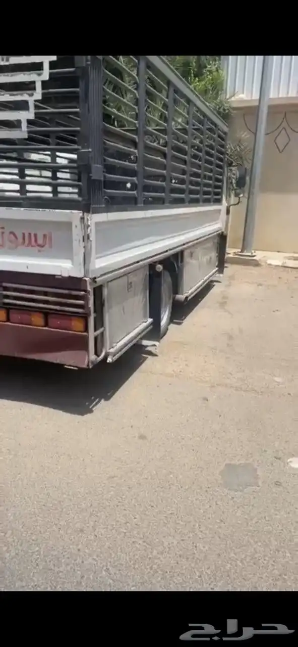 صندوق دينه 5 متر للبيع نظيف جدا 5