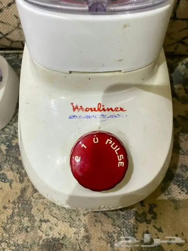 خلاط مولينكس ثلاث قطعه نظيف جدا للبيع 1