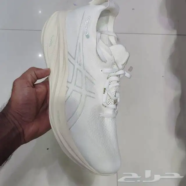 بوما. لويس فيتون. ديور. اسيكس. نيوبلانس ماستر 33