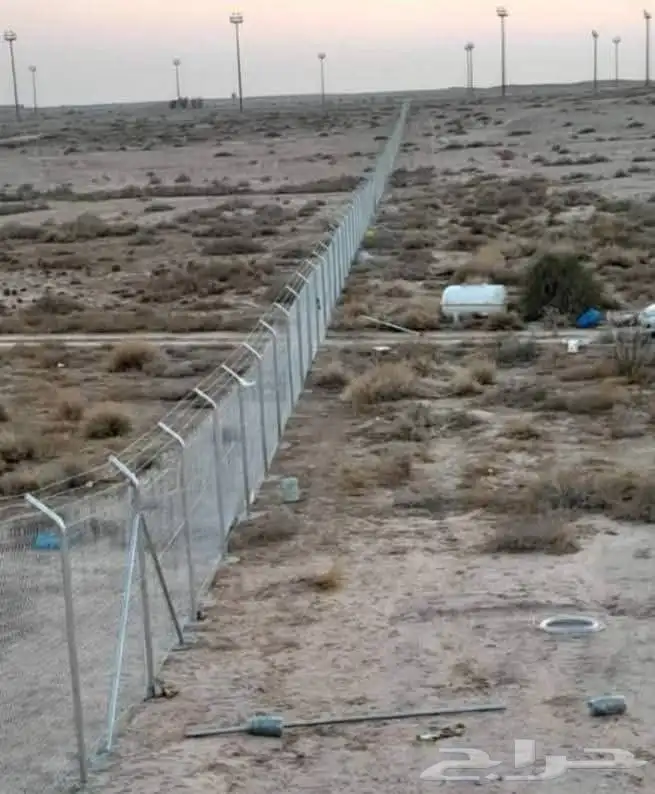 نقوم بتوريد وتركيب جميع انواع الشبوك شبوك مزارع واستراحات و 4