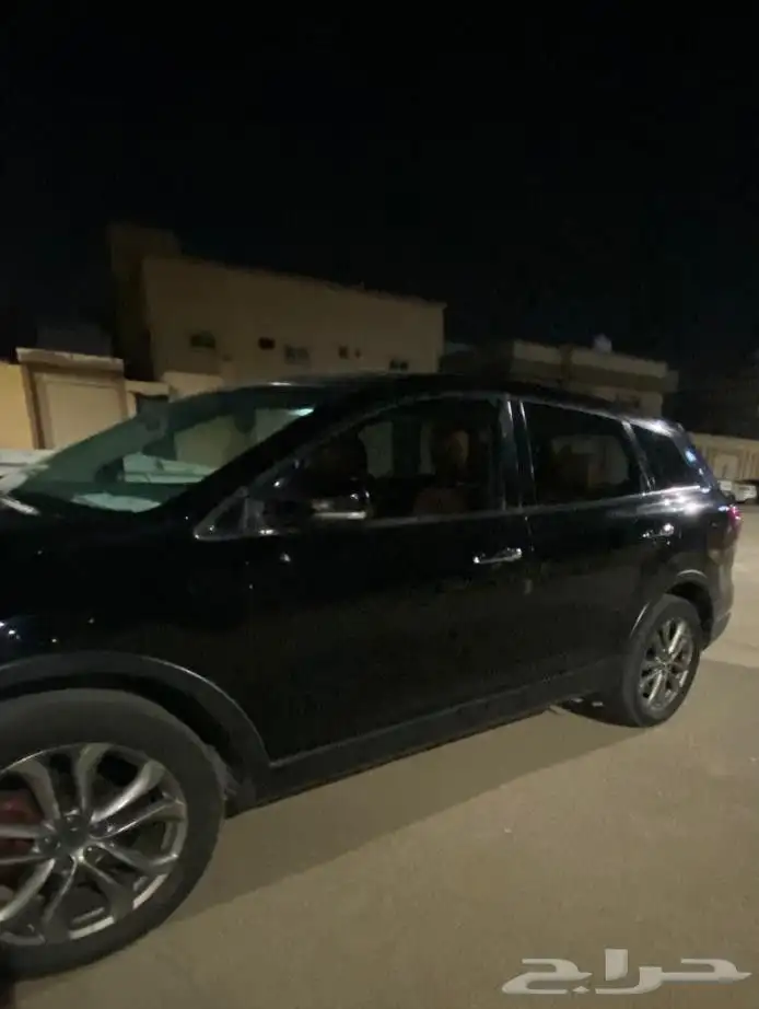 سياره مازدا cx9 موديل 2010 0