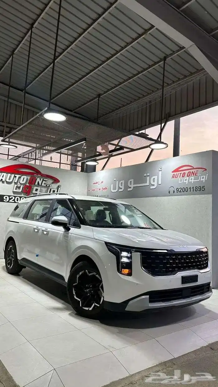 كيا كارنفال استاندر موديل 2025 كاش و تقسيط 0