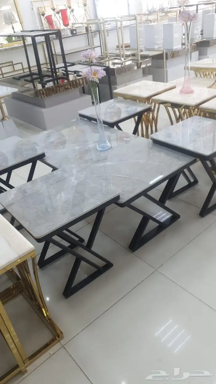 طاولات خدمه لدى الاختيار الافضل للأثاث 39