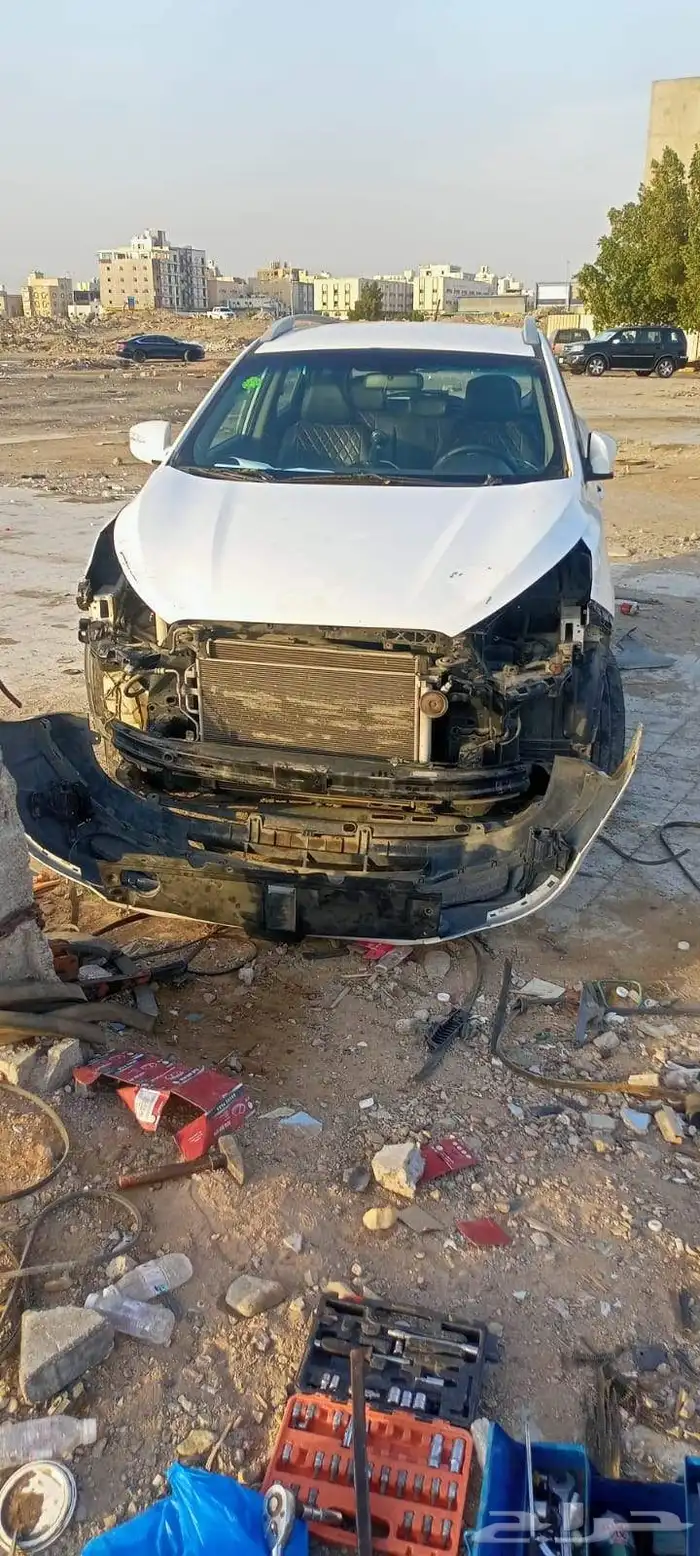 يوجد ورشه سمكره وبوهيه سيارات يوجد شفط صدمات يوجد رش فرن 0