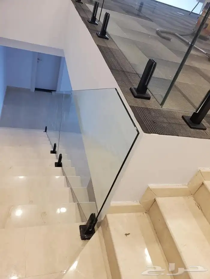 زجاج سكريت 1