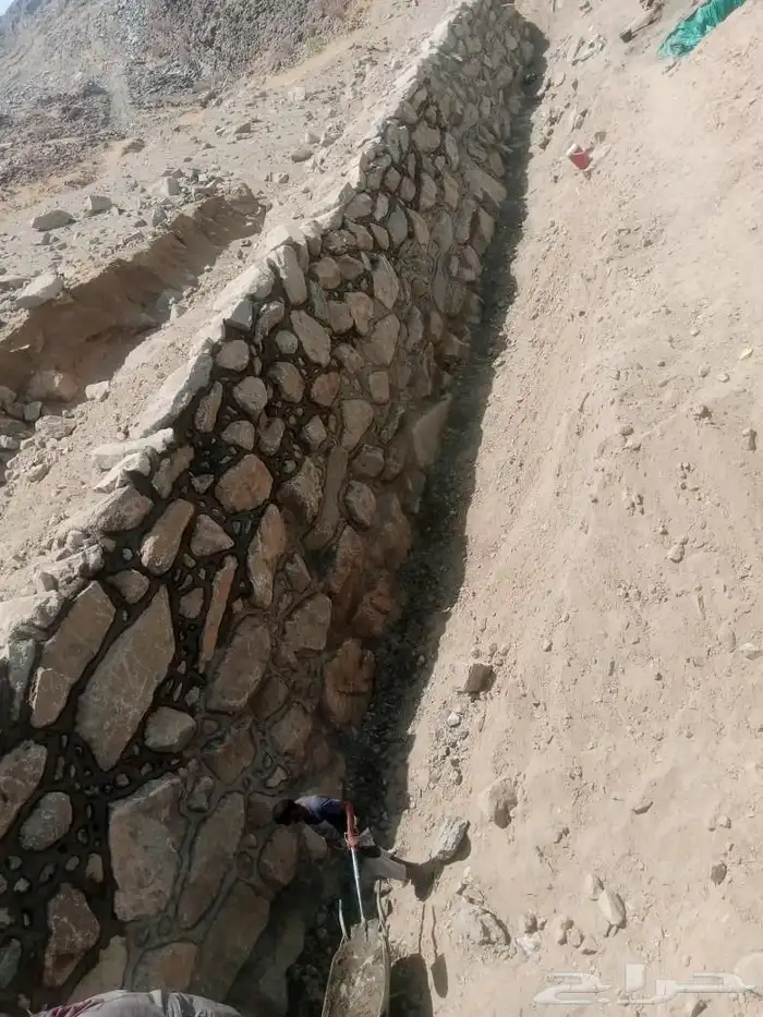 معلم.حجر لجميع المباني. 2