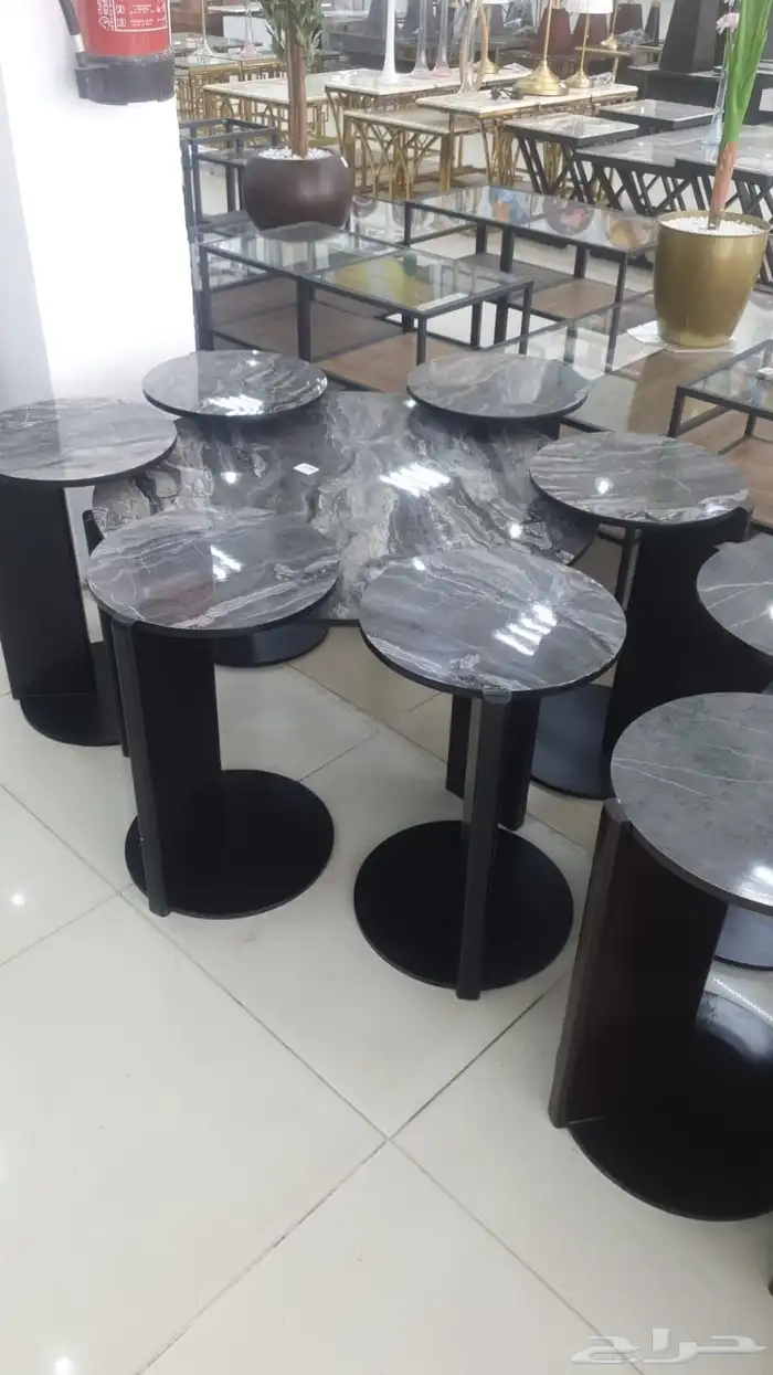 طاولات خدمه لدى الاختيار الافضل للأثاث 11