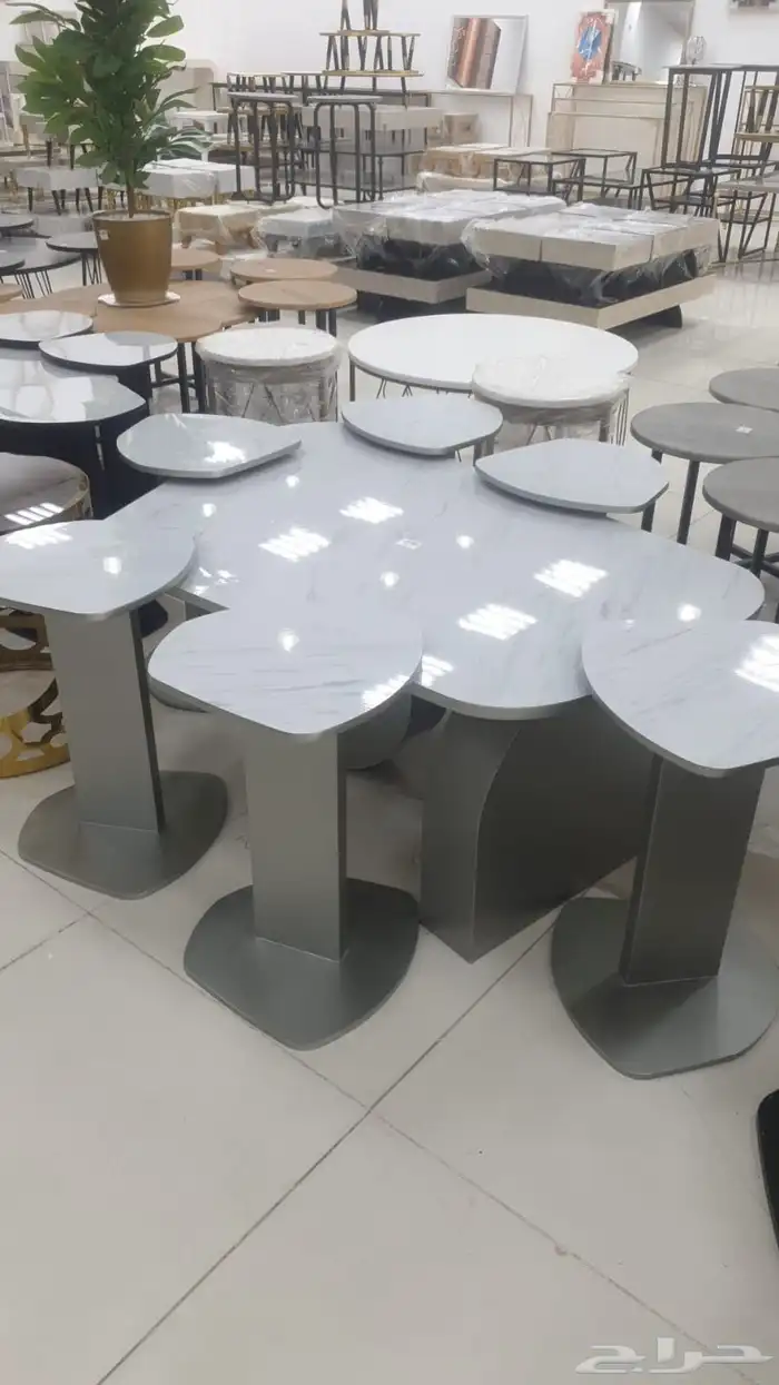 طاولات خدمه لدى الاختيار الافضل للأثاث 25