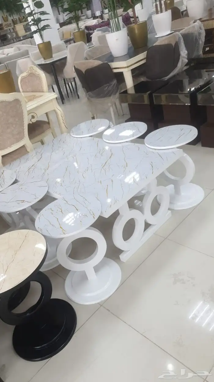 طاولات خدمه لدى الاختيار الافضل للأثاث 20