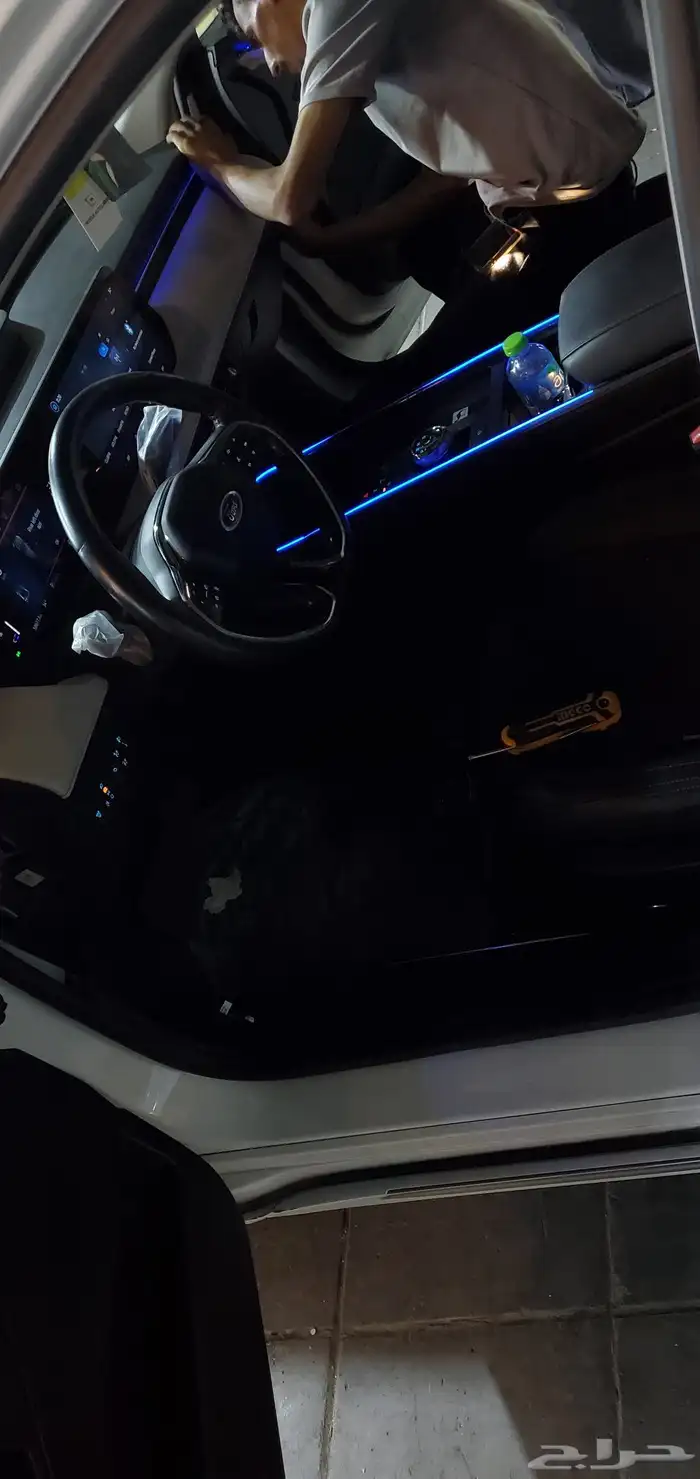 ليد داخلي تورس 2024 0