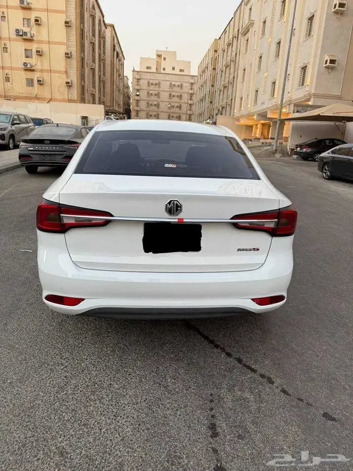 ام جي 5 2023 استاندر 6