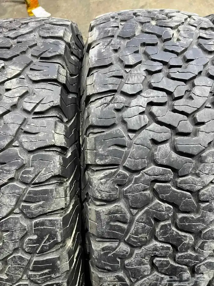 كفرات نص حجري بي اف قودرتش امريكي مقاس 285 70 17 9