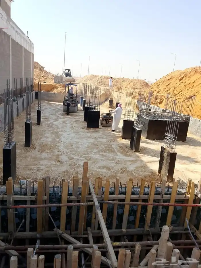 مقاول بناء عام 1