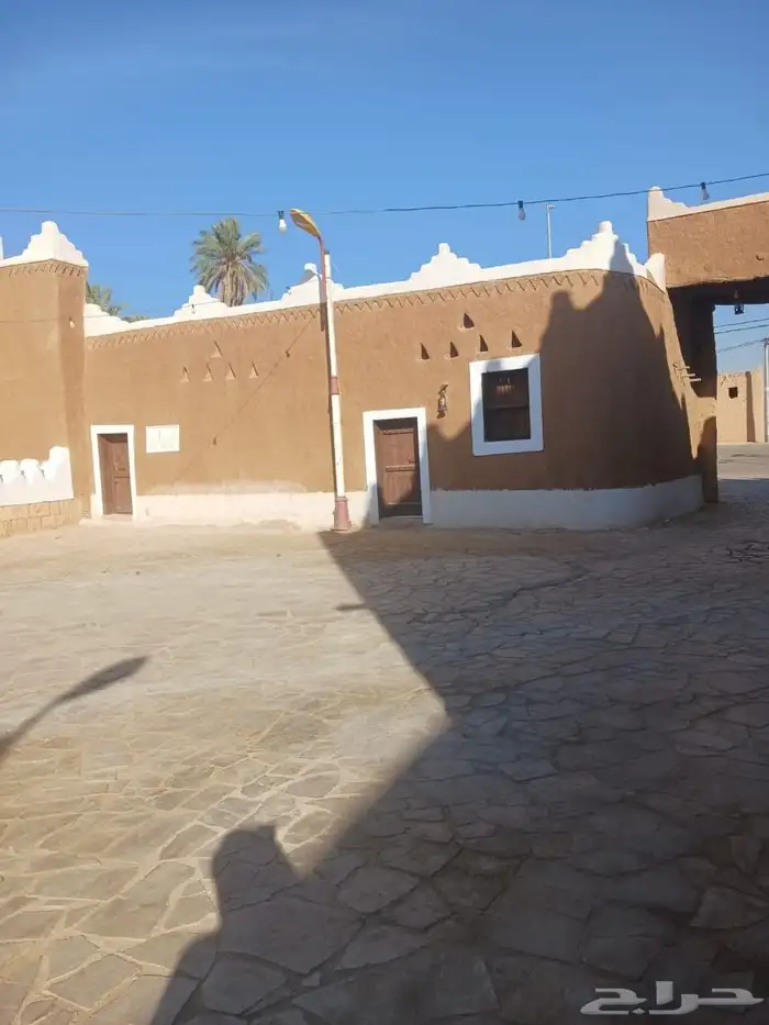تنفيذ مباني تراثيه بيوت طين خشب اثل جريد نخل 1