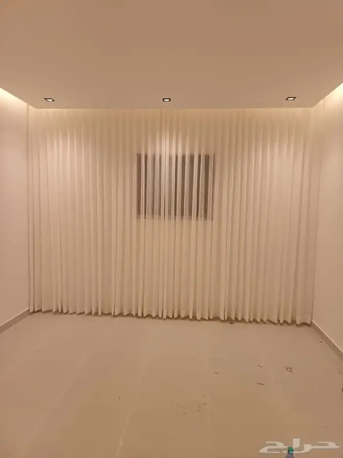 ستائر يفي يدوي وكهربا 9