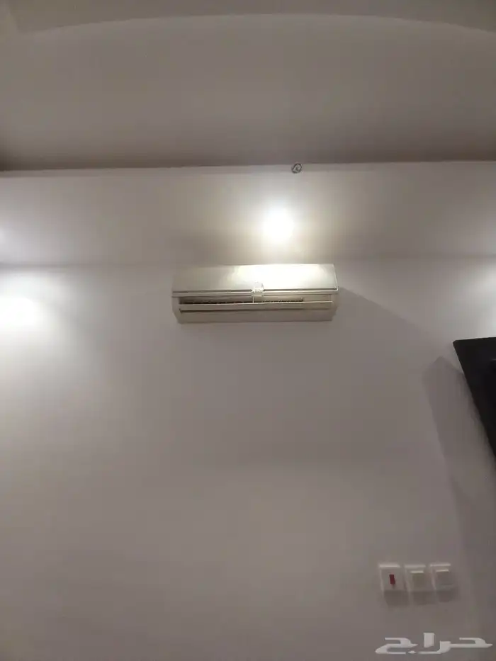 شاليه للايجار الشهري والسنوي مدخل سياره غرفتين ومطبخ وحمام 7