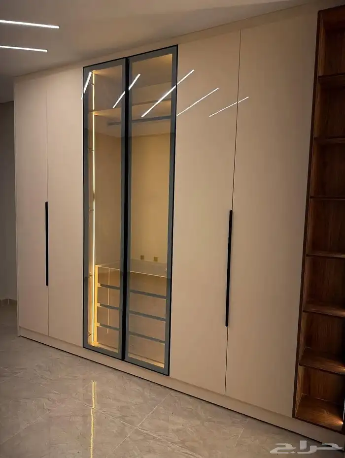 دولاب راقى وانيق تصميم الذبون وتنفيذنا 0
