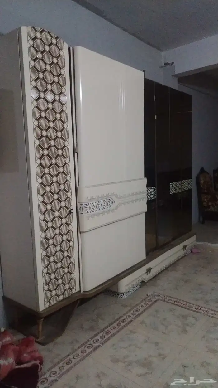 غرفة نوم للبيع 0