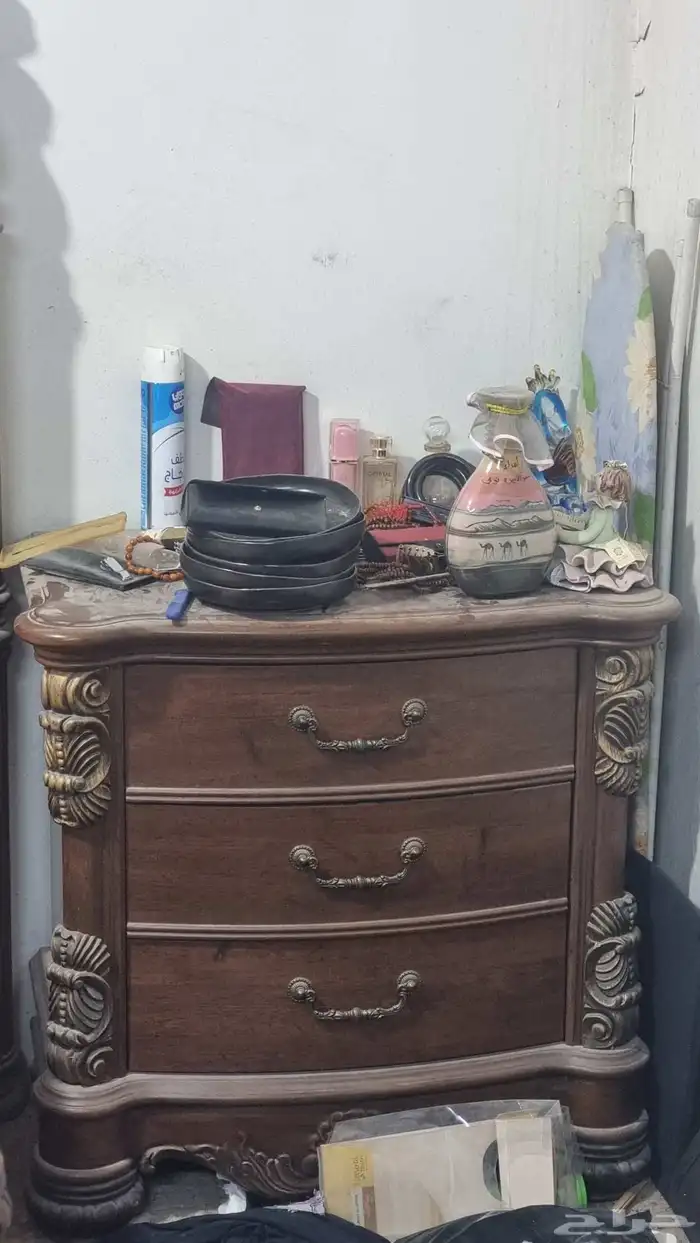 غرفة نوم صيني كاملة شبه جديدة 0