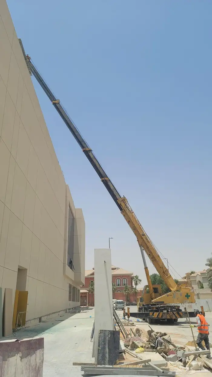 رافعات شوكيه جميع الاحجام و كرينات و سيزر لفت جميع المعدات 8