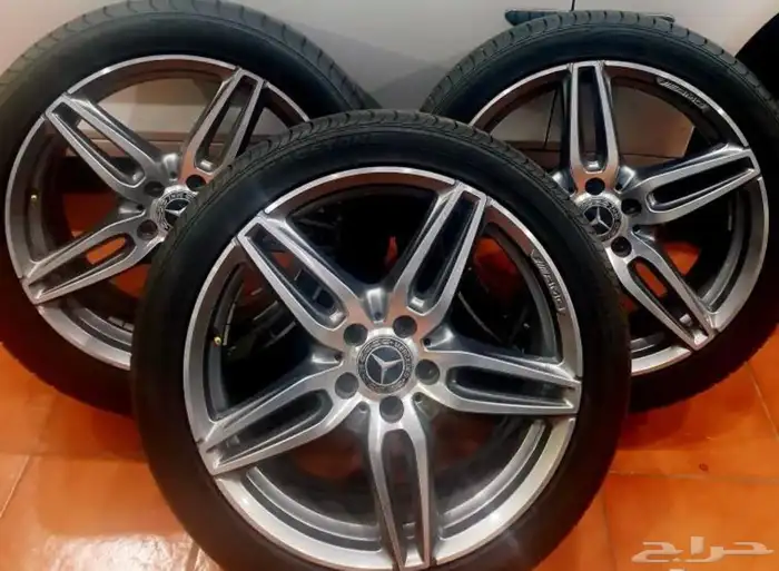 جنوط مرسيدس E300 2017 AMG مع كفرات نظيفه 0