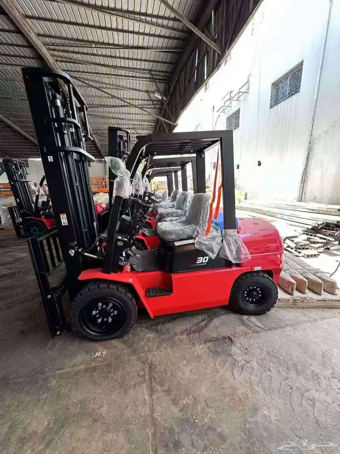 فوركلفت 3.80 طن جديده للبيع في الرياض 0
