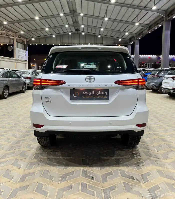 تويوتا فورشنر GX2. بنزين موديل 2025 4