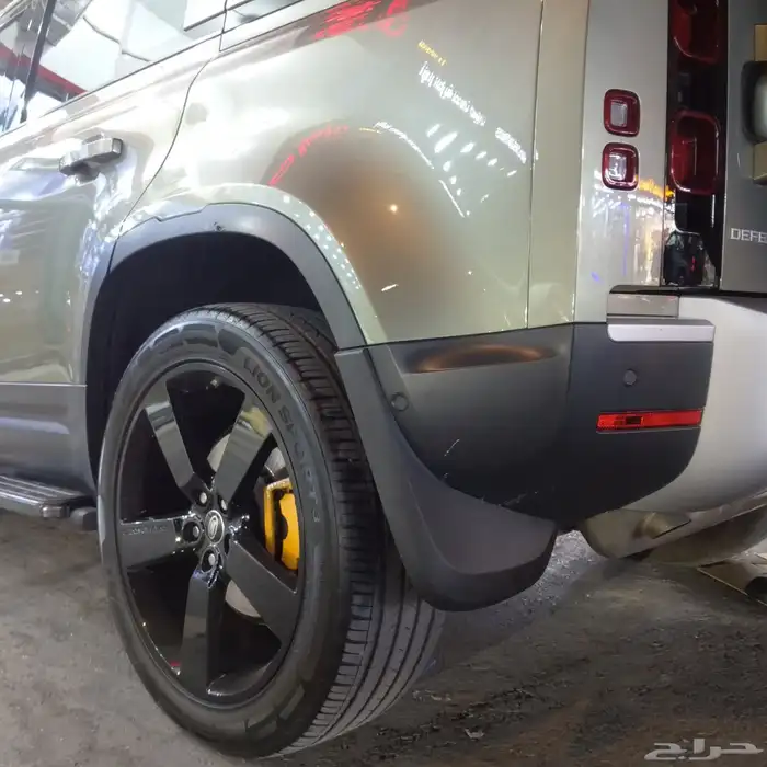 نسافات ديفندر قصير للتواصل 5