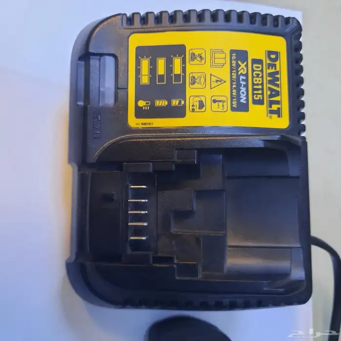 شاحن بطاريات DEWALT 2