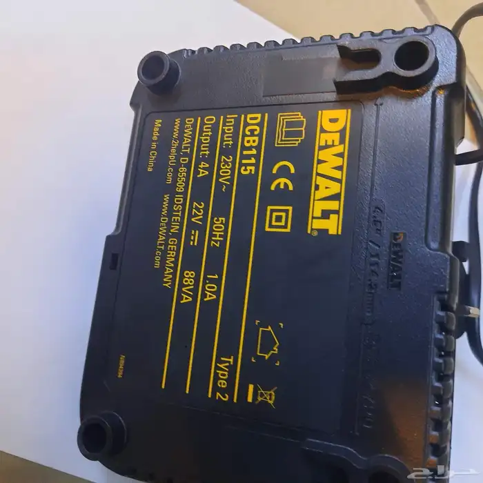 شاحن بطاريات DEWALT 1