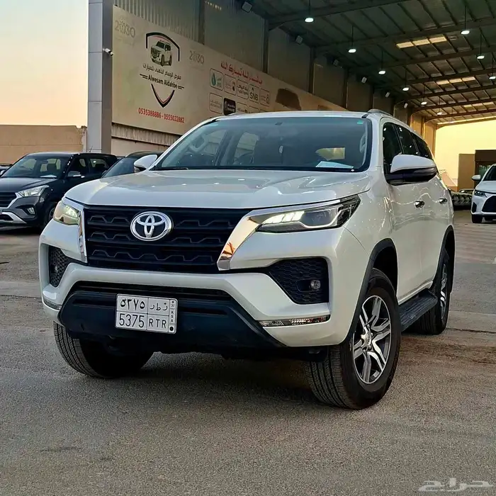 تويوتا فورشنر VX موديل 2023 ( 6 سلندر 0