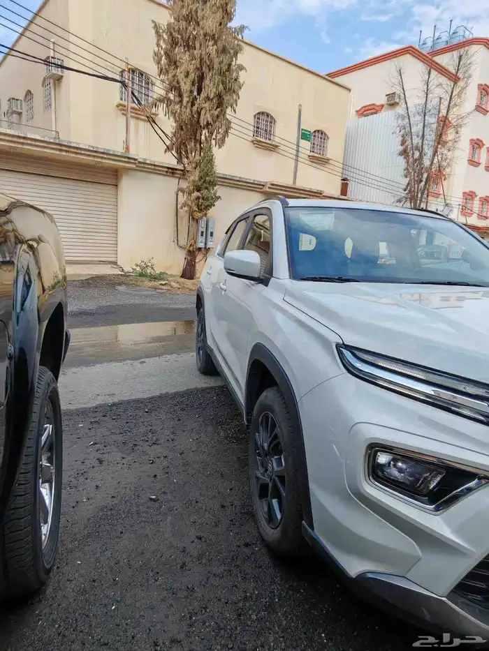 للتقبيل او التنازل تويوتا اوربان كروزر 2024 فئة GL 6