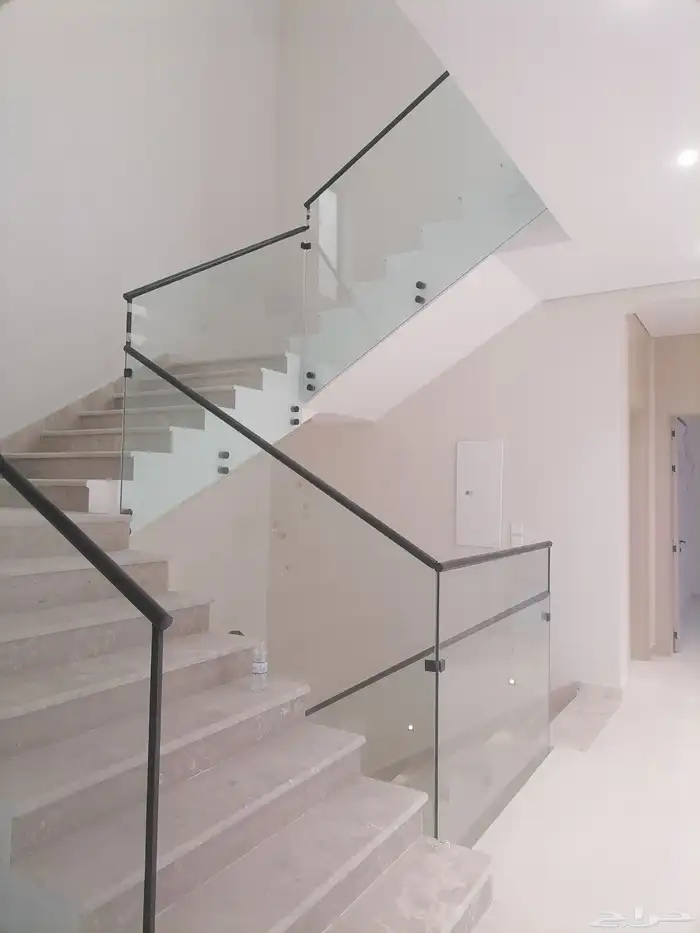 المنيوم زجاج مرايا وجميع ديكورات 3