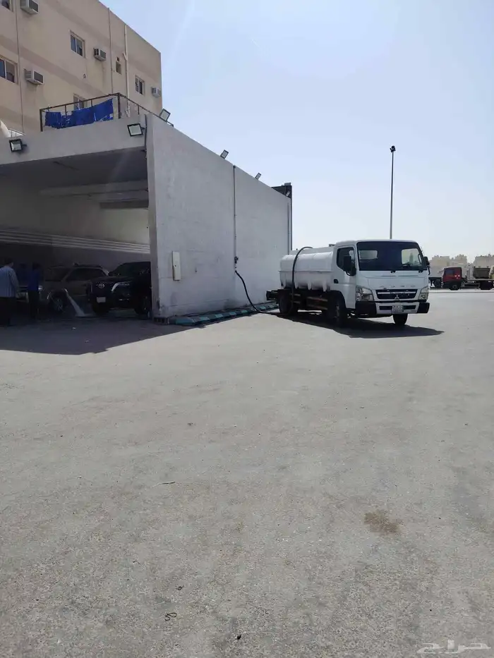 وايت ماء عذب تعبئه مياه العامر للمنازل والمطاعم والمواقع 0