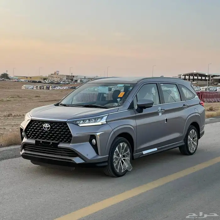 تويوتا فيلوز GLX موديل 2025 6