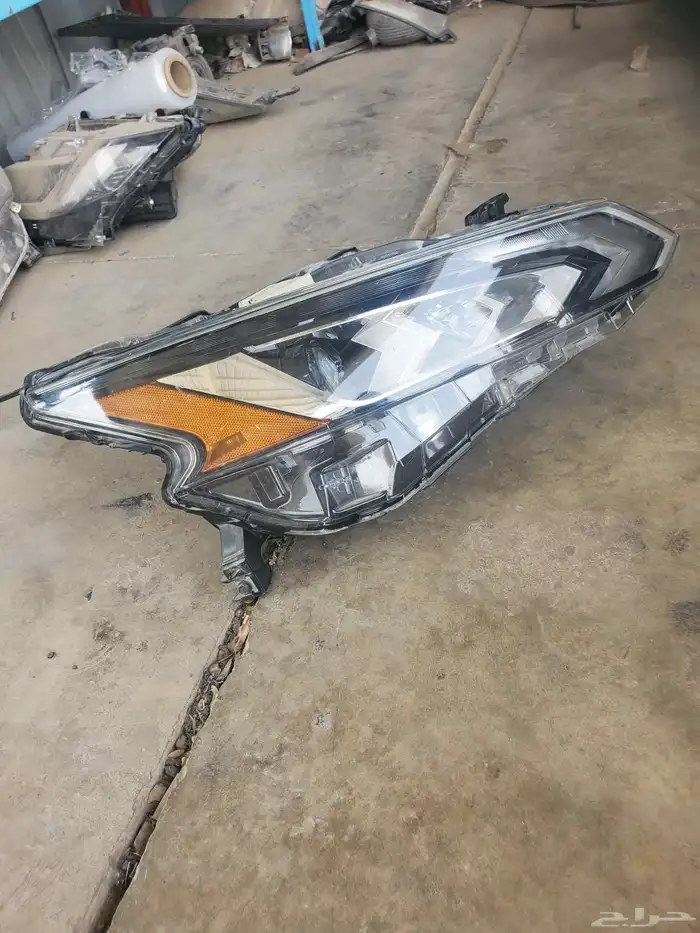 شمعه نيسان التيما موديل 2020_2024.شمعه اصليه وكاله على الشرط 1