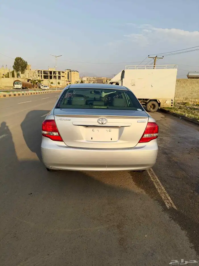 سياره كرلا اروبي جديد في اليمن 8