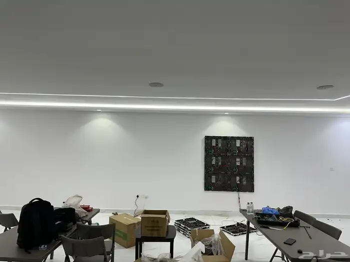 صيانة وتركيب شاشات العرض LED SCREEN 40