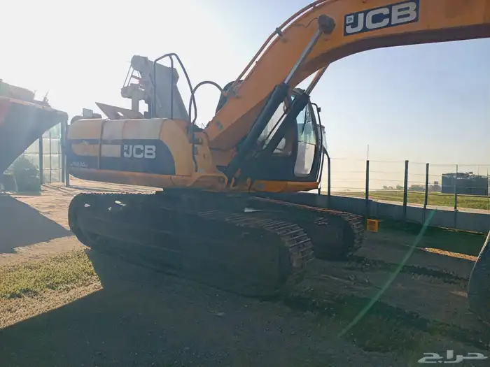 بوكلين jcb موديل2010 للبيع 0