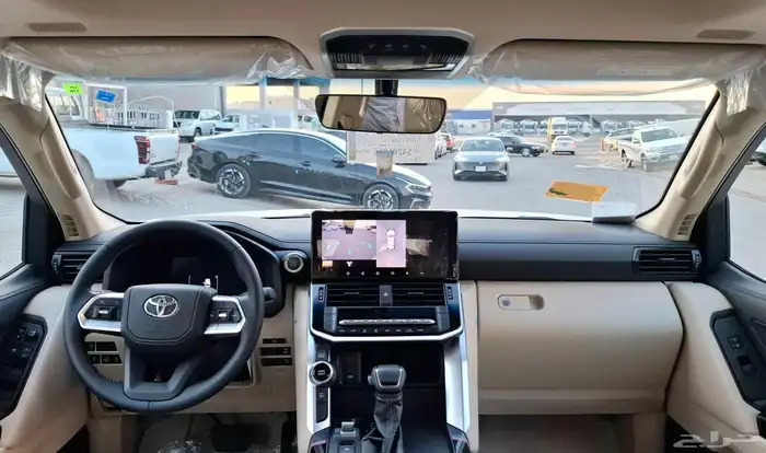 لاندكروزر GXR2 بنزين 2025 5