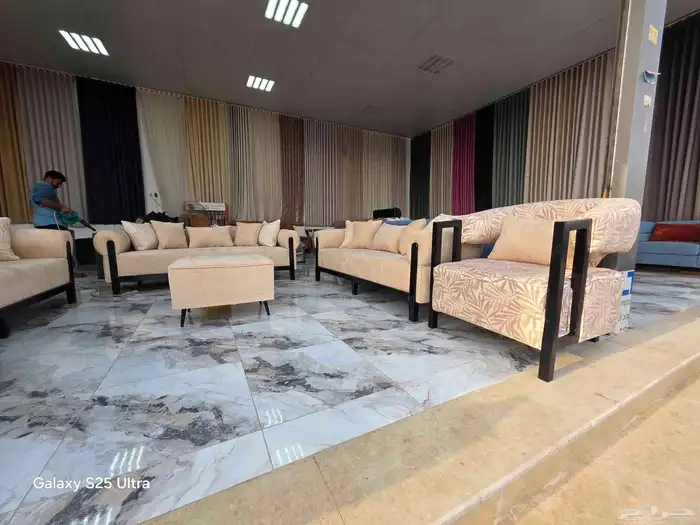 عروض وتخفيضات اليوم الوطني 8