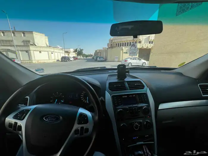 Ford Explorer 2013 4