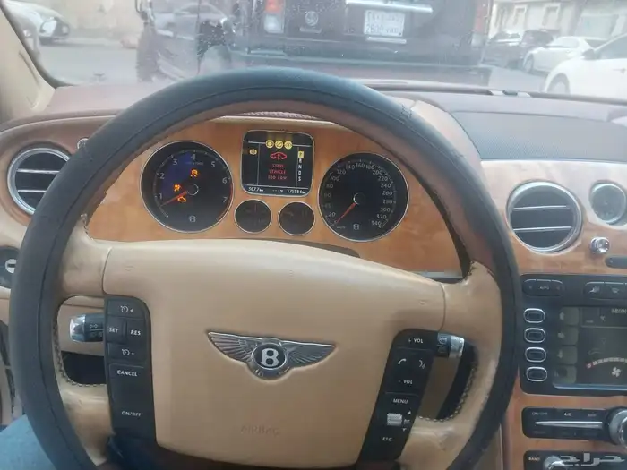 بنتلي 2006 5